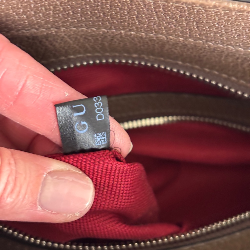 Gucci GG Supreme Tote Bag - Picture 12 of 15